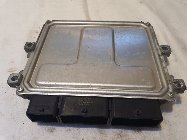 bontott RENAULT CLIO IV Motorvezérlő