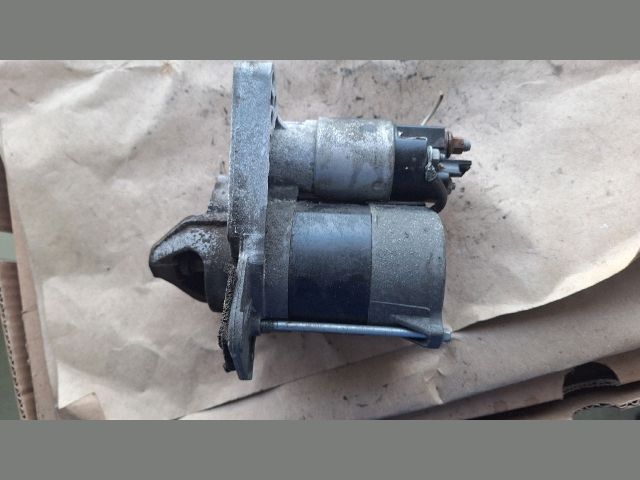 bontott RENAULT CLIO IV Önindító