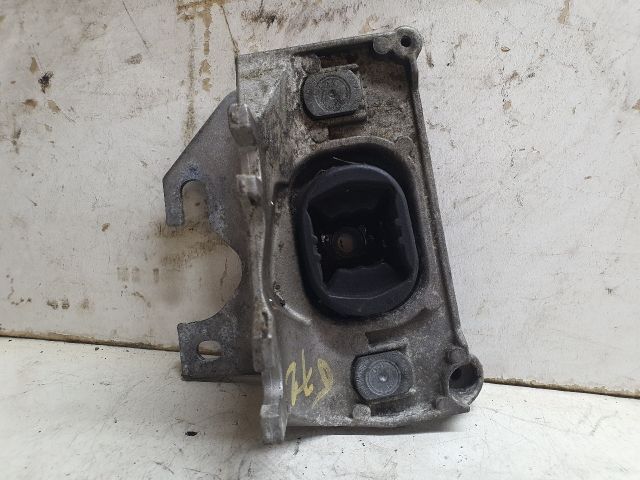 bontott RENAULT CLIO IV Váltó Tartó Bak (Pozíciófüggetlen)