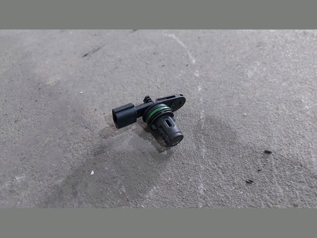 bontott RENAULT CLIO IV Vezérműtengely Fordulatszám Jeladó