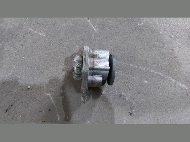 bontott RENAULT CLIO IV Vízpumpa