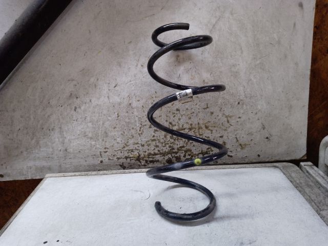 bontott RENAULT CLIO IV Első Rugó