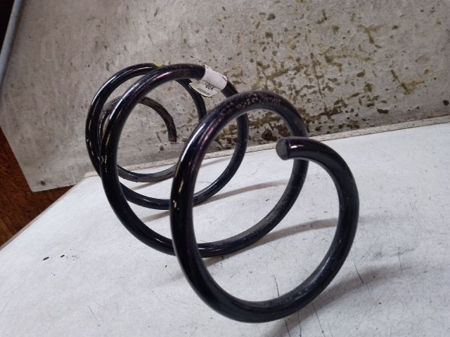 bontott RENAULT CLIO IV Első Rugó