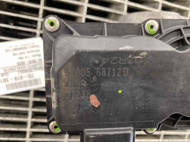 bontott RENAULT CLIO IV Fojtószelep (Elektromos)