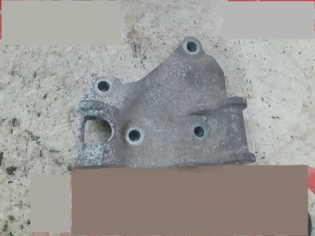 bontott RENAULT CLIO IV Generátor Tartó Bak