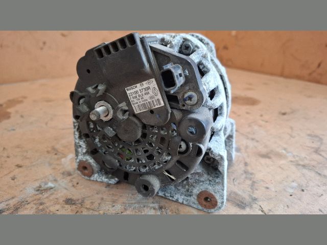 bontott RENAULT CLIO IV Generátor