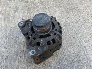 bontott RENAULT CLIO IV Generátor