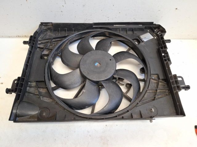 bontott RENAULT CLIO IV Hűtőventilátor