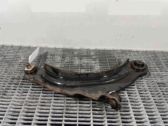 bontott RENAULT CLIO IV Jobb első Lengőkar