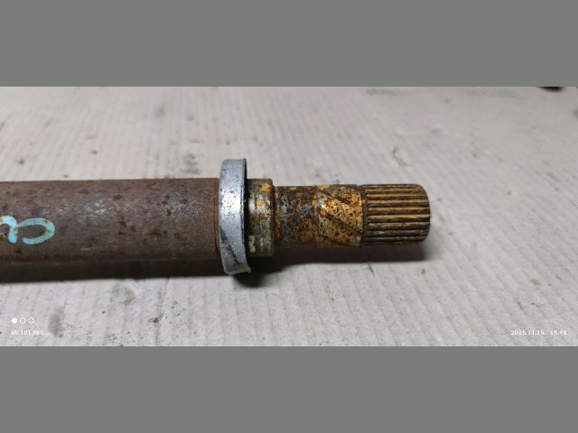 bontott RENAULT CLIO IV Jobb Féltengely