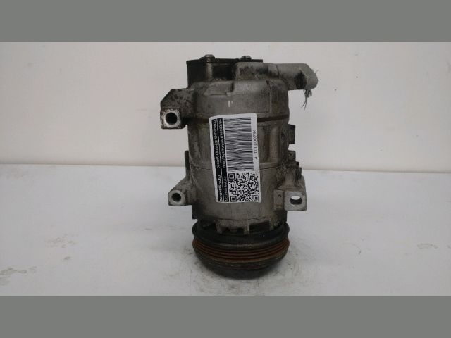 bontott RENAULT CLIO IV Klímakompresszor