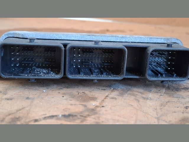 bontott RENAULT CLIO IV Motorvezérlő