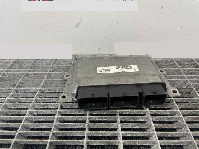 bontott RENAULT CLIO IV Motorvezérlő