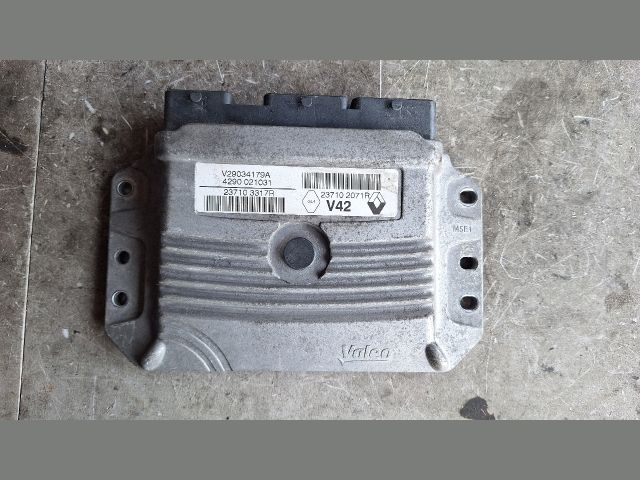 bontott RENAULT CLIO IV Motorvezérlő