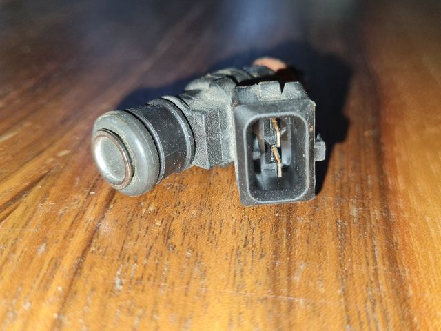 bontott RENAULT CLIO IV Porlasztó (1 db)