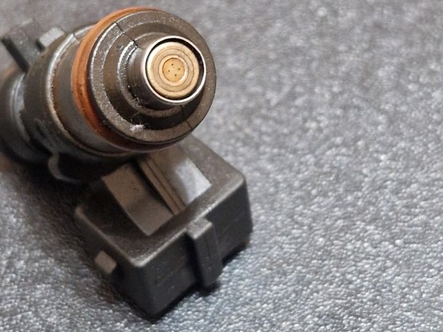 bontott RENAULT CLIO IV Porlasztó (1 db)