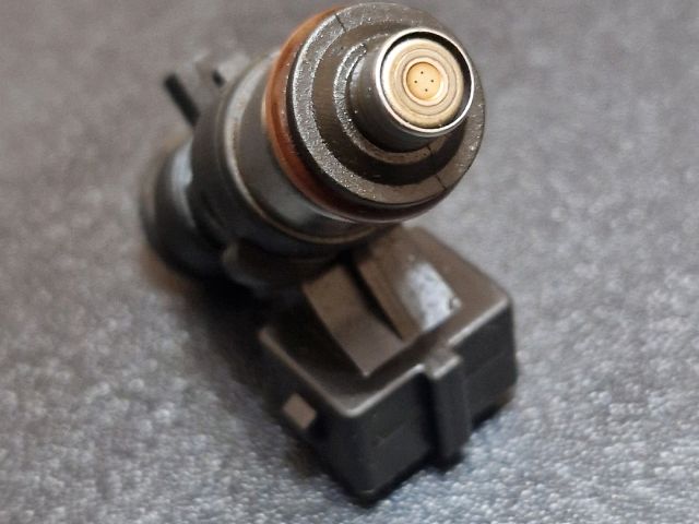 bontott RENAULT CLIO IV Porlasztó (1 db)