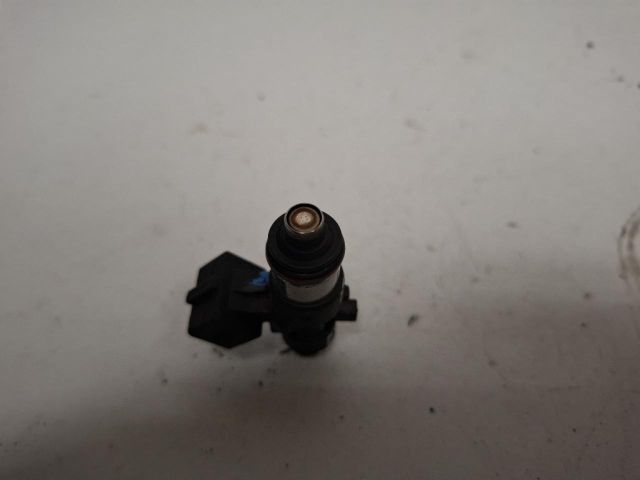 bontott RENAULT CLIO IV Porlasztó (1 db)