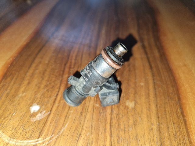 bontott RENAULT CLIO IV Porlasztó (1 db)