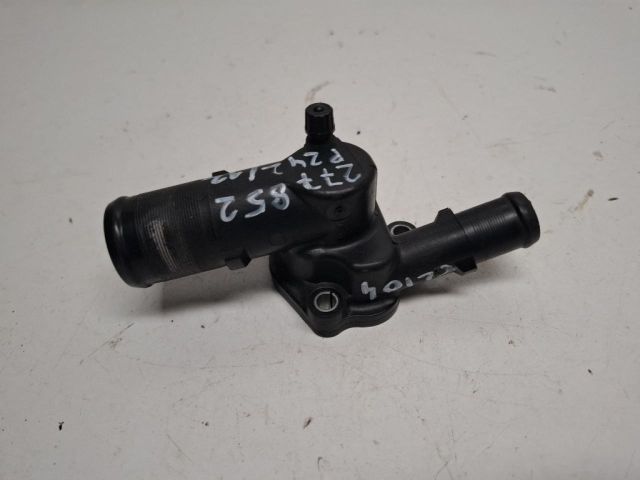 bontott RENAULT CLIO IV Termosztátház