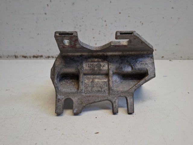 bontott RENAULT CLIO IV Váltó Tartó Bak (Pozíciófüggetlen)