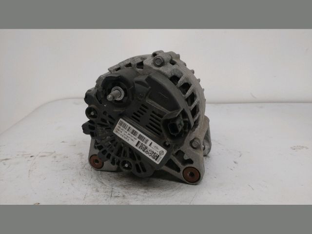 bontott RENAULT CLIO IV Generátor