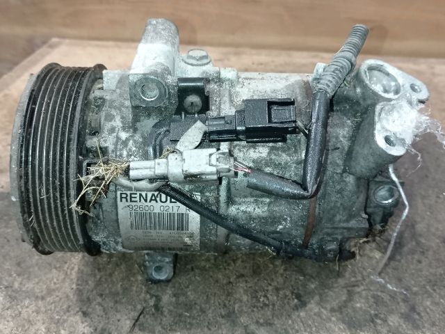 bontott RENAULT CLIO IV Klímakompresszor