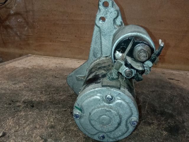 bontott RENAULT CLIO IV Önindító