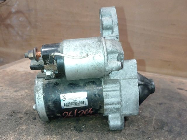 bontott RENAULT CLIO IV Önindító