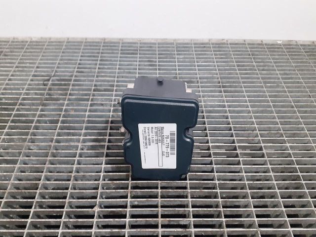 bontott RENAULT CLIO IV ABS Kocka