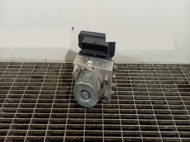 bontott RENAULT CLIO IV ABS Kocka