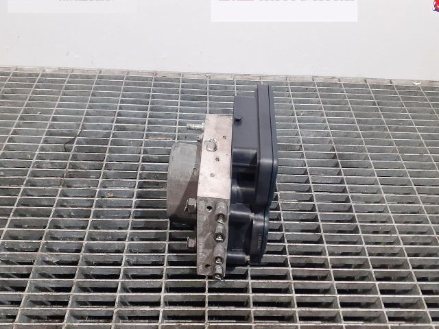 bontott RENAULT CLIO IV ABS Kocka