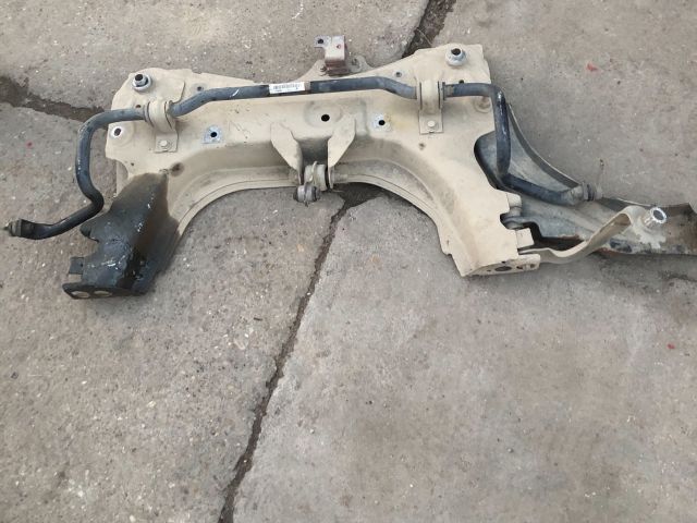 bontott RENAULT CLIO IV Első Bölcső