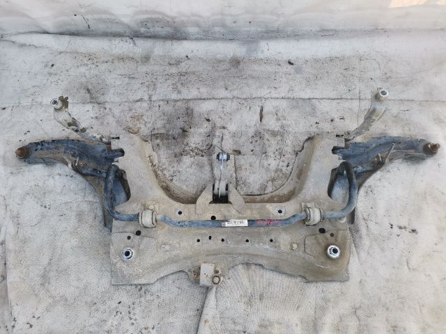 bontott RENAULT CLIO IV Első Bölcső