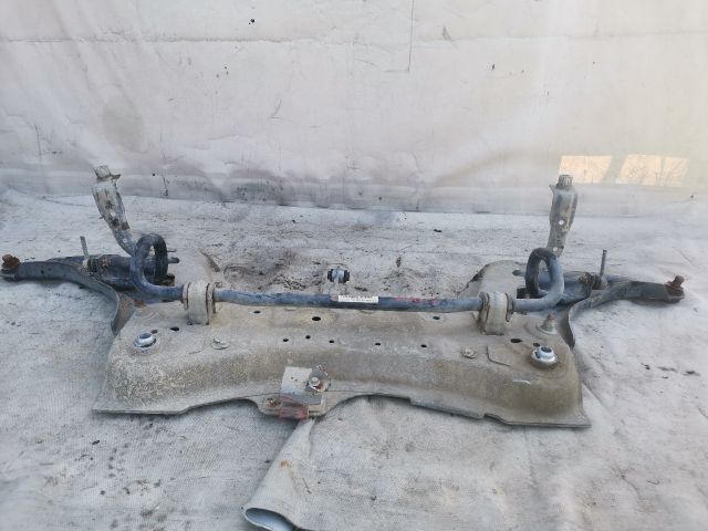 bontott RENAULT CLIO IV Első Bölcső