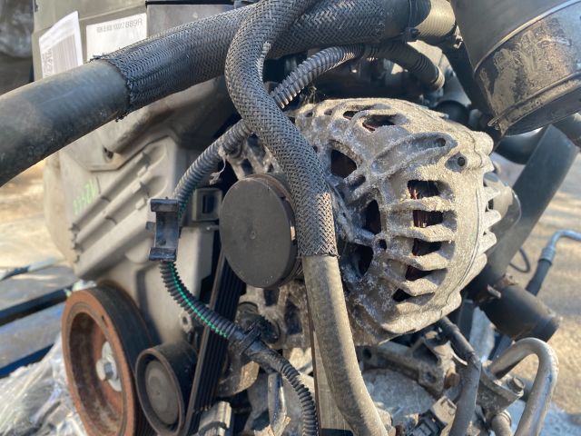 bontott RENAULT CLIO IV Generátor