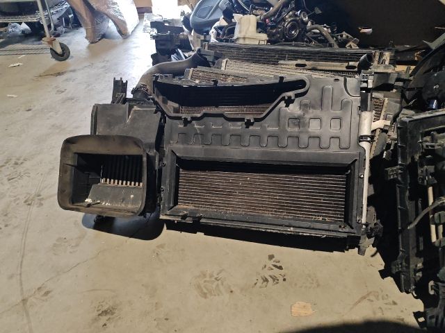 bontott RENAULT CLIO IV Hűtő Ventilátor(ok), Radiátor(ok) Szett