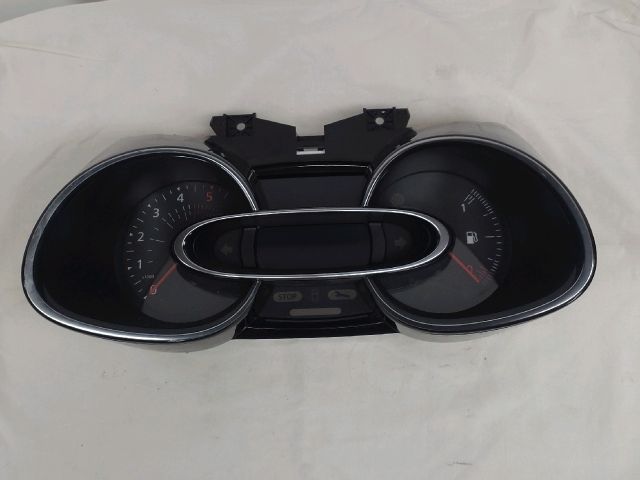 bontott RENAULT CLIO IV Kilométeróra