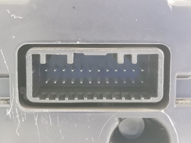 bontott RENAULT CLIO IV Kilométeróra