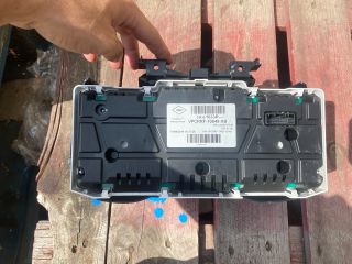 bontott RENAULT CLIO IV Kilométeróra