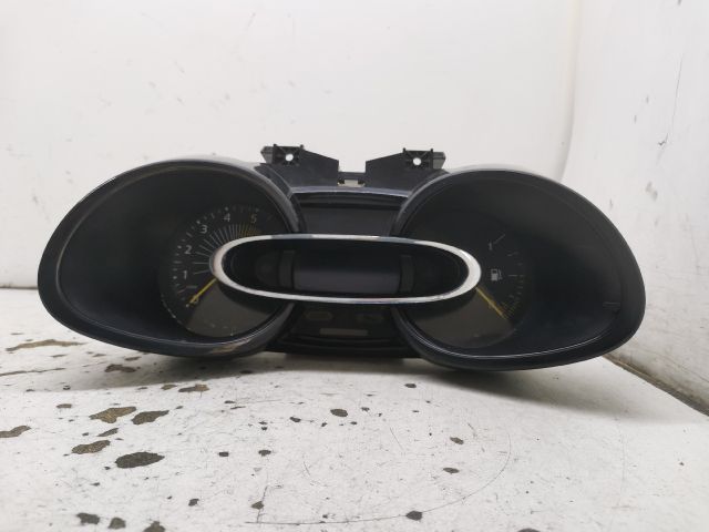 bontott RENAULT CLIO IV Kilométeróra