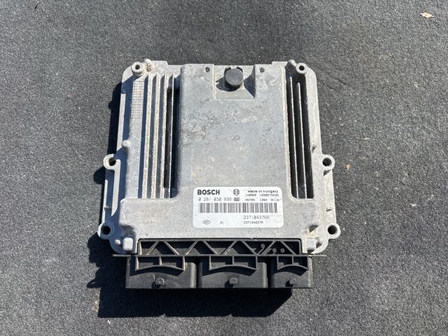 bontott RENAULT CLIO IV Motorvezérlő