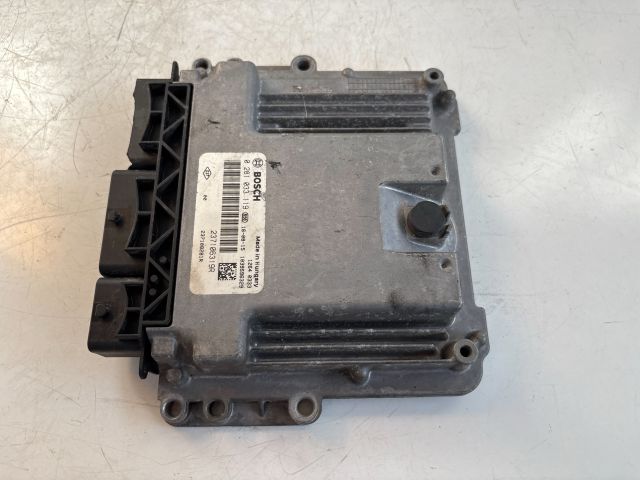 bontott RENAULT CLIO IV Motorvezérlő