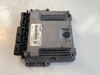 bontott RENAULT CLIO IV Motorvezérlő