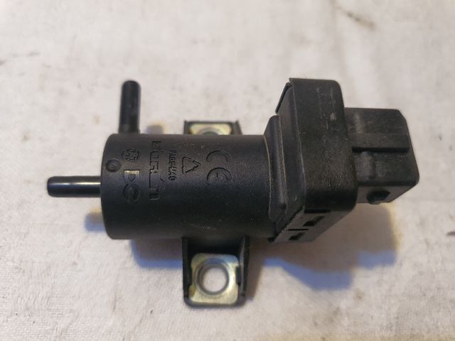 bontott RENAULT CLIO IV Turbó Vákum Szelep