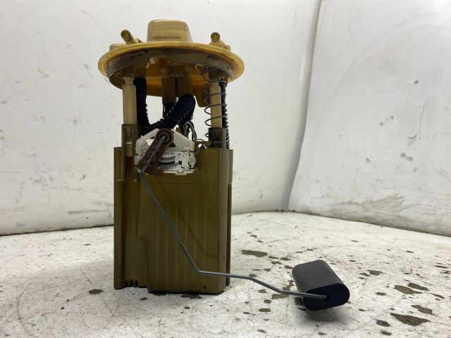 bontott RENAULT CLIO IV Üzemanyag Szivattyú