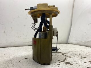 bontott RENAULT CLIO IV Üzemanyag Szivattyú