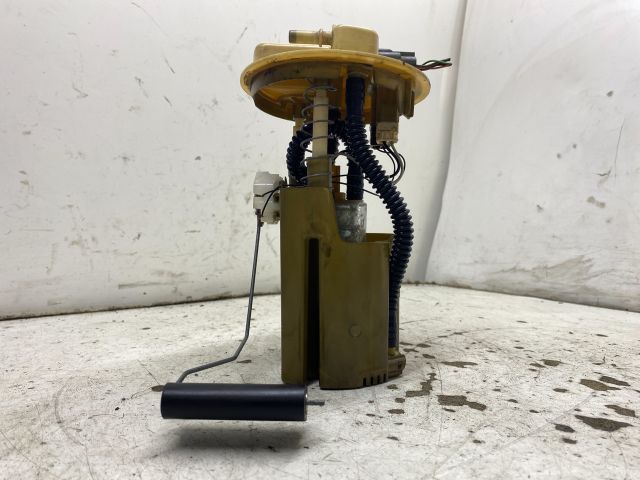 bontott RENAULT CLIO IV Üzemanyag Szivattyú