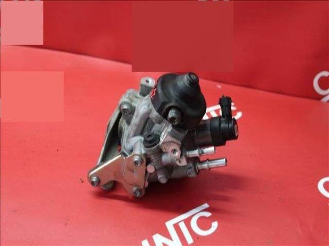 bontott RENAULT CLIO IV Adagoló