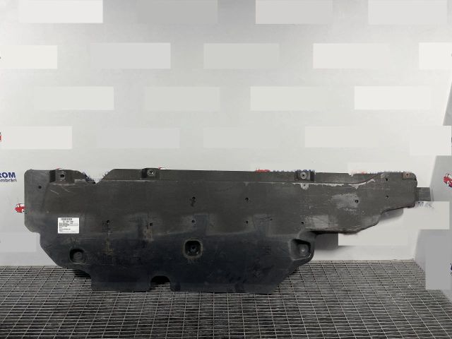 bontott RENAULT CLIO IV Alsó Motorburkolat